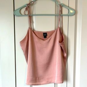 Women’s cropped tank top